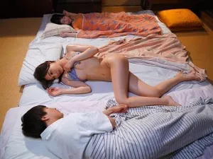 Trong lớp học, dòng chảy của bồn tắm lên đến đỉnh điểm hgl video